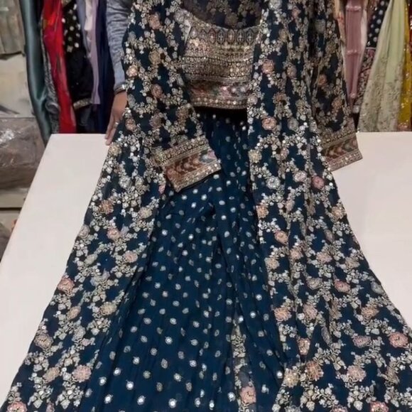 Lunch Hevay Boutiq Collection - Picture 3 of 7